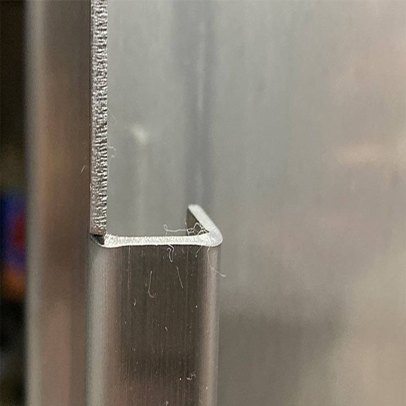 الفولاذ المقاوم للصدأ قطع الليزر الانحناء لحام أجزاء الصفائح المعدنية
